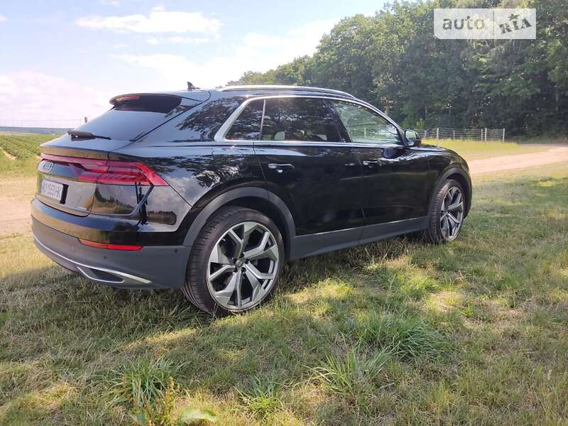 Audi Q8