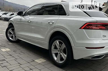 Audi Q8  2020