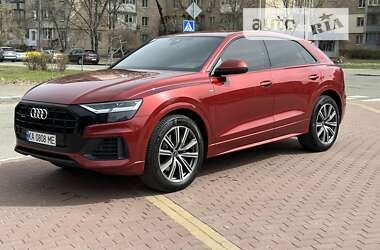 Audi Q8  2022