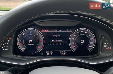 Внедорожник / Кроссовер Audi Q8 2022 в Киеве