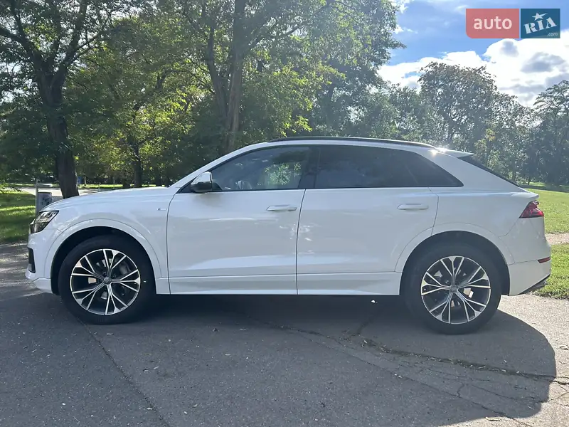 Audi Q8 2019