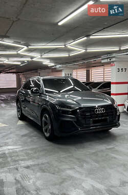 Audi Q8  2018