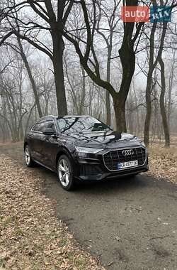 Audi Q8  2020