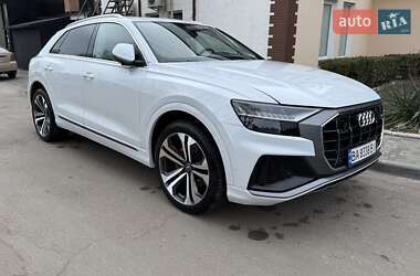 Audi Q8  2019