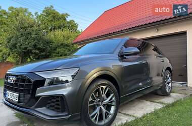 Audi Q8  2020