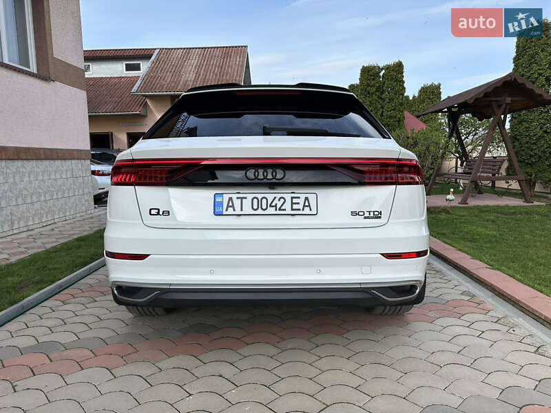 Внедорожник / Кроссовер Audi Q8 2018 в Ивано-Франковске