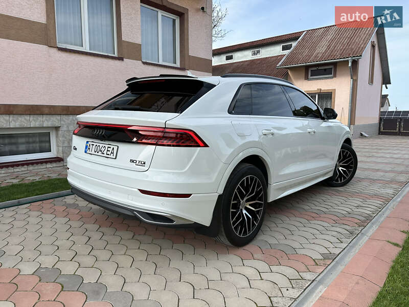 Внедорожник / Кроссовер Audi Q8 2018 в Ивано-Франковске