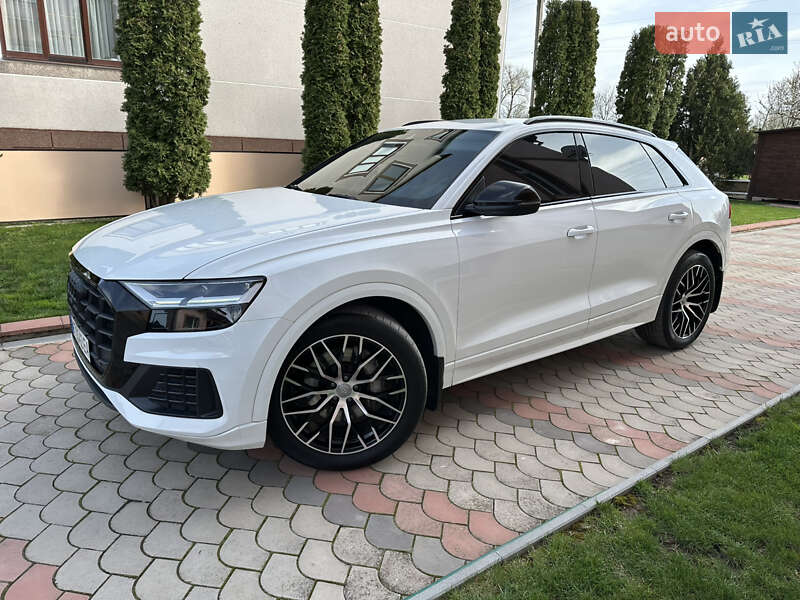 Внедорожник / Кроссовер Audi Q8 2018 в Ивано-Франковске
