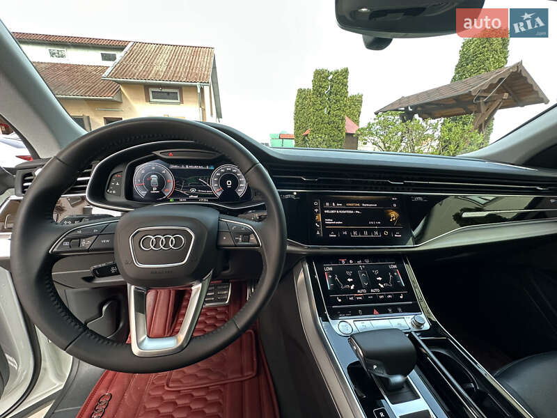 Внедорожник / Кроссовер Audi Q8 2018 в Ивано-Франковске