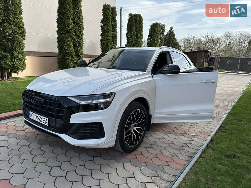 Внедорожник / Кроссовер Audi Q8 2018 в Ивано-Франковске