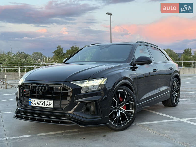 Audi Q8