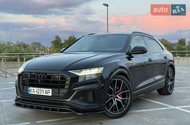 Audi Q8  2020