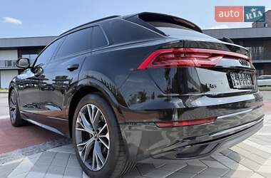 Audi Q8  2023
