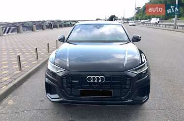 Audi Q8  2018