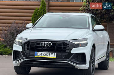 Audi Q8  2020