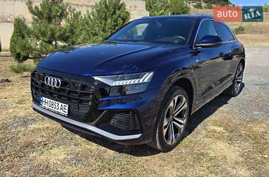 Audi Q8  2019