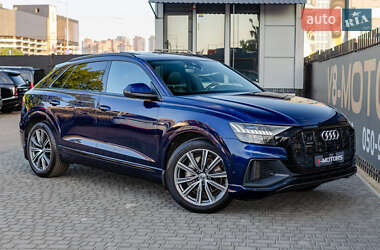 Audi Q8  2019