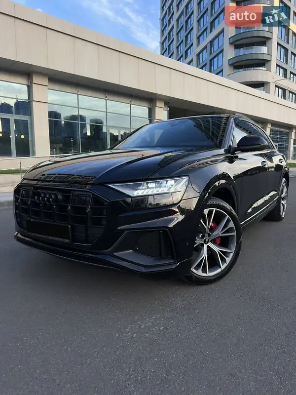 Audi Q8