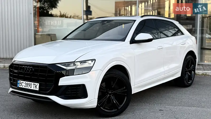 Audi Q8