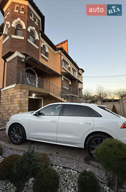 Audi Q8  2019