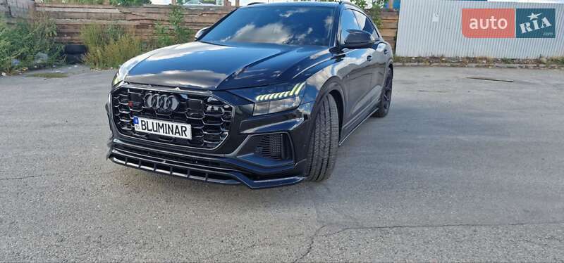 Audi Q8