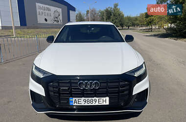 Audi Q8  2020