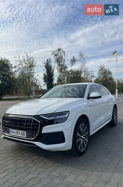 Audi Q8  2021