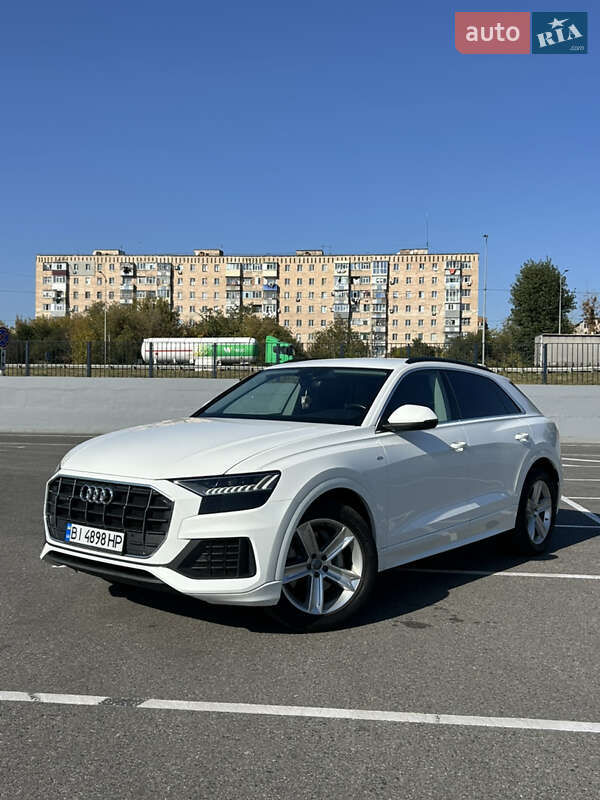 Audi Q8