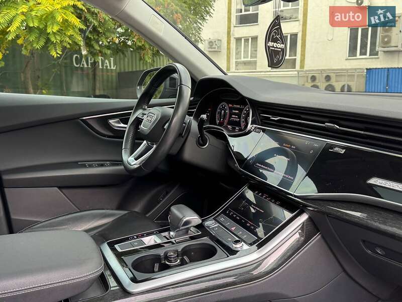 Внедорожник / Кроссовер Audi Q8 2018 в Одессе фото 13 Внедорожник / Кроссовер Audi Q8 2018 в Одессе