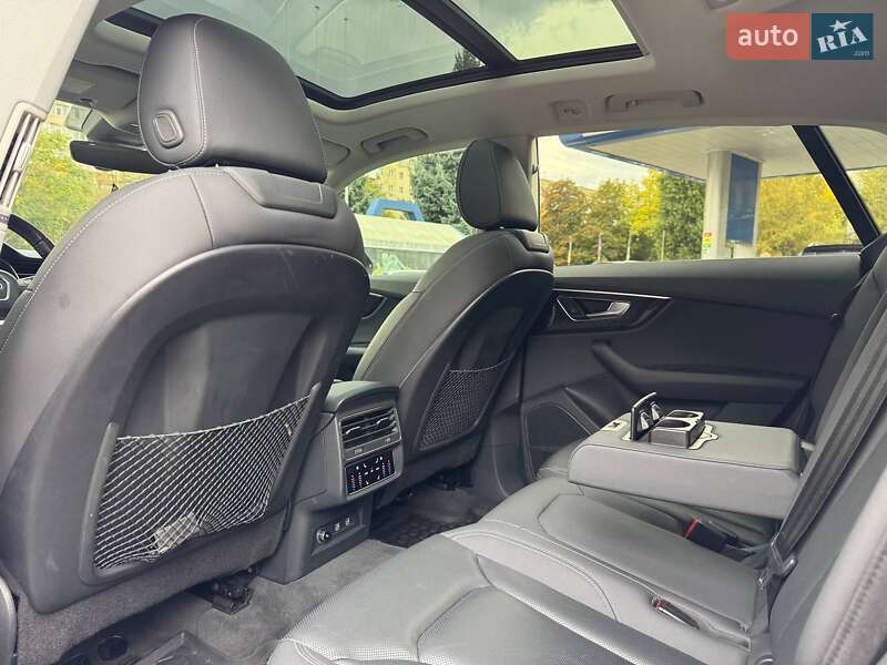 Внедорожник / Кроссовер Audi Q8 2018 в Одессе фото 16 Внедорожник / Кроссовер Audi Q8 2018 в Одессе