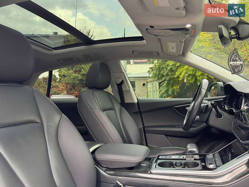 Внедорожник / Кроссовер Audi Q8 2018 в Одессе фото 19 Внедорожник / Кроссовер Audi Q8 2018 в Одессе