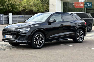Audi Q8  2020