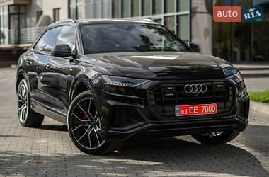 Audi Q8  2019