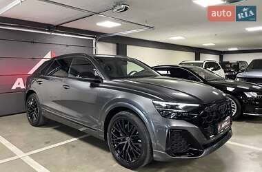 Audi Q8  2024