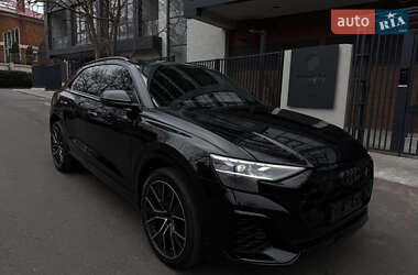 Audi Q8  2024
