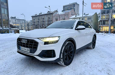 Audi Q8  2019