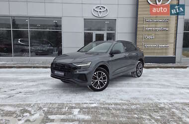 Audi Q8  2023