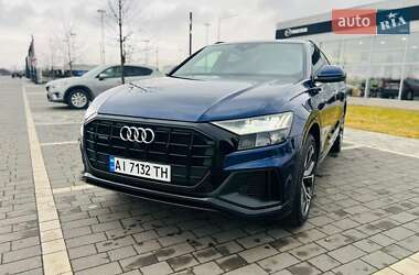Audi Q8  2020