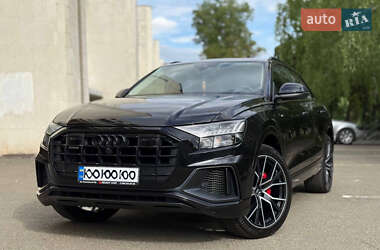 Audi Q8  2019