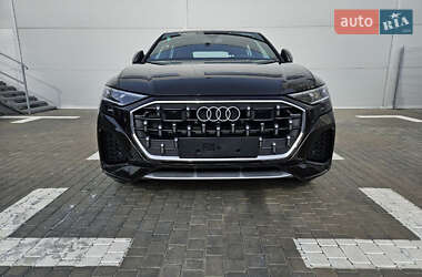 Audi Q8  2025