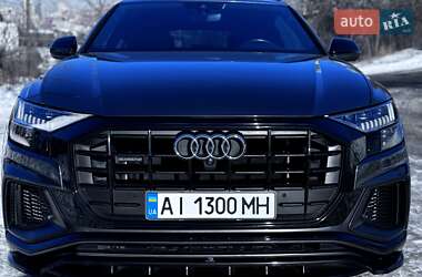 Audi Q8  2020