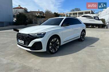 Audi Q8  2024