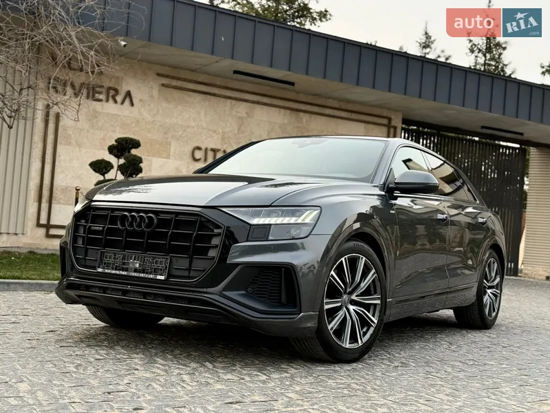 Audi Q8