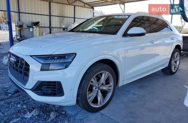 Audi Q8  2022