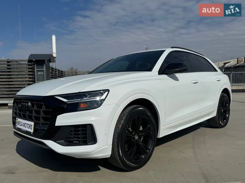 Audi Q8