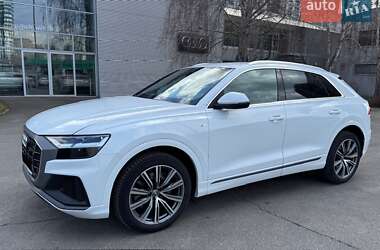 Audi Q8  2018