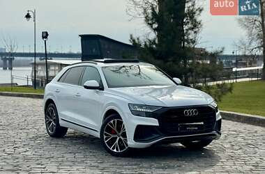 Audi Q8 2023