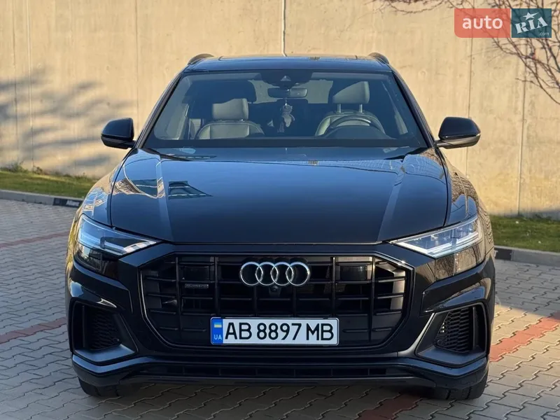 Audi Q8