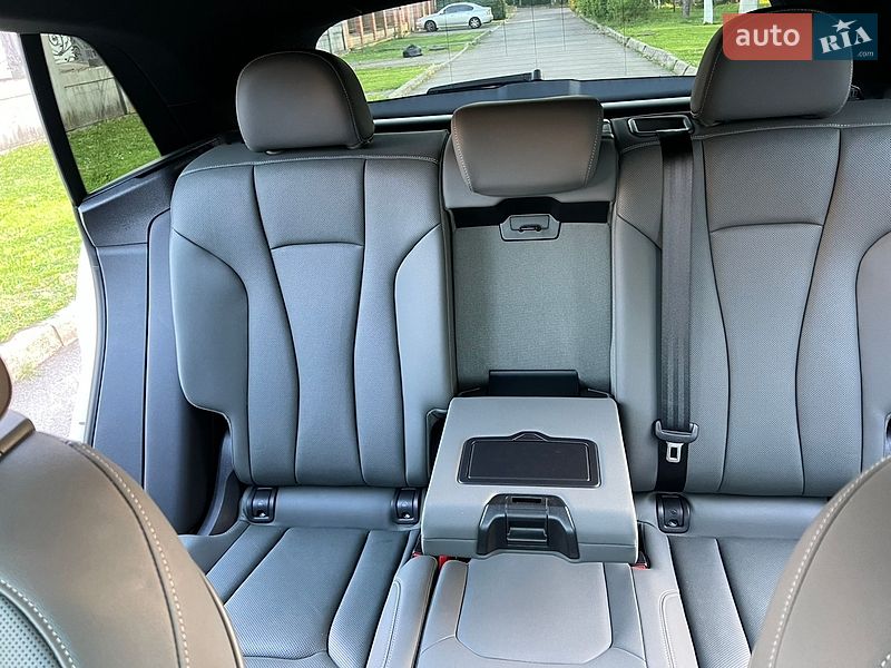 Внедорожник / Кроссовер Audi Q8 2019 в Ровно фото 16 Внедорожник / Кроссовер Audi Q8 2019 в Ровно