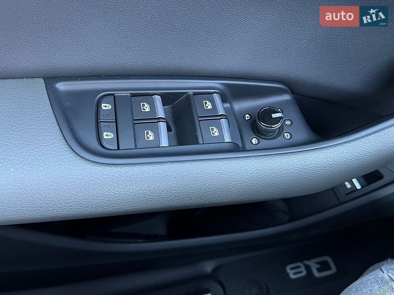 Внедорожник / Кроссовер Audi Q8 2019 в Ровно фото 21 Внедорожник / Кроссовер Audi Q8 2019 в Ровно